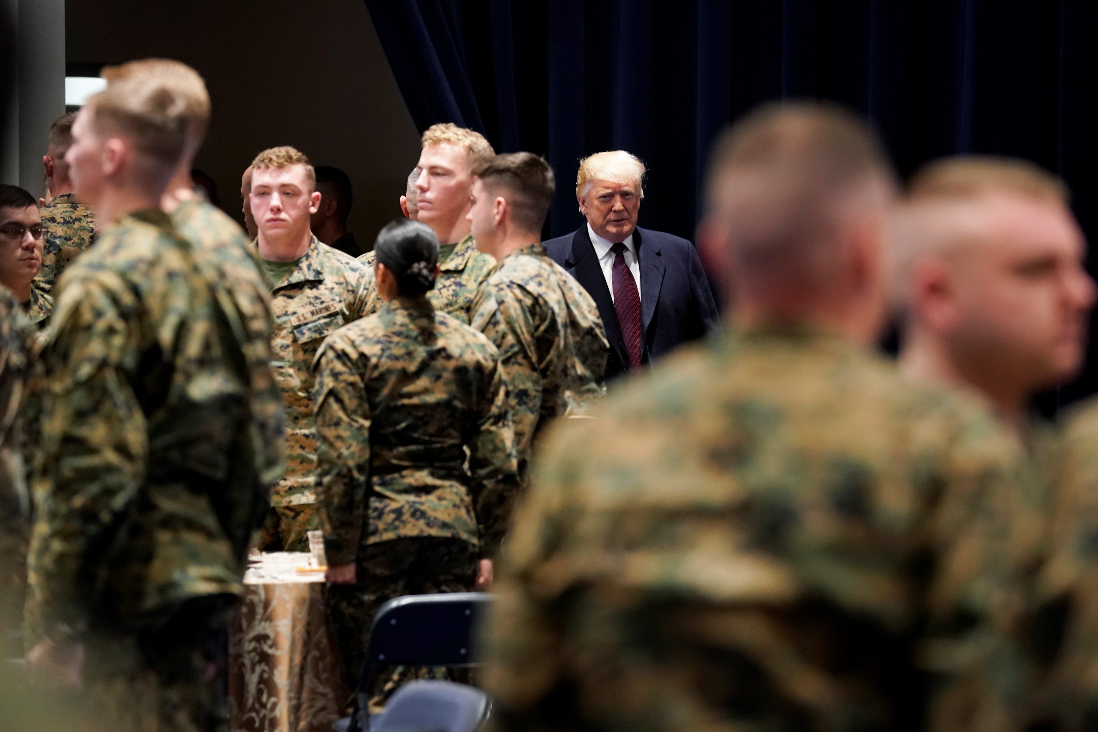 عناصر المارينز الـ16 اعتقلوا بتهمة التورط في أنشطة غير قانونية مختلفة من الاتجار بالبشر إلى جرائم مخدرات