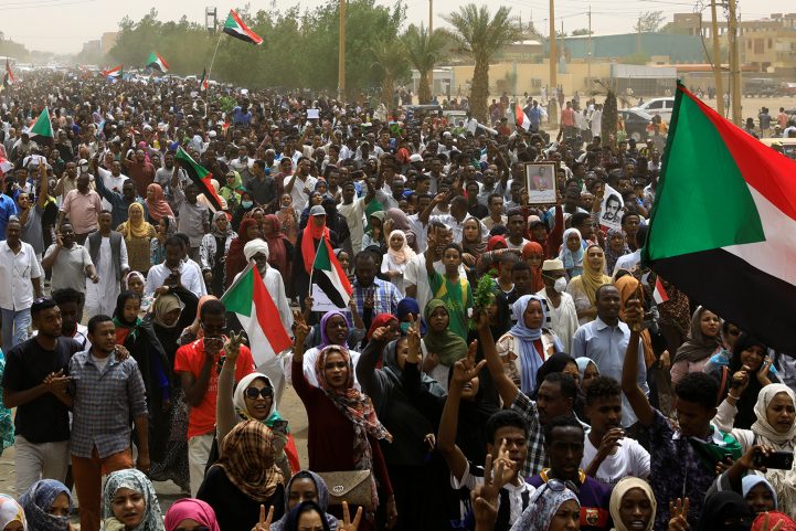 مئات الآلاف من السودانيين خرجوا في مليونية 30 يونيو، الخرطوم/ رويترز