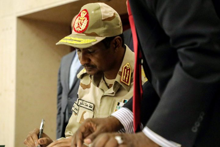 عضو المجلس العسكري السوداني محمد حمدان دلقو/ رويترز