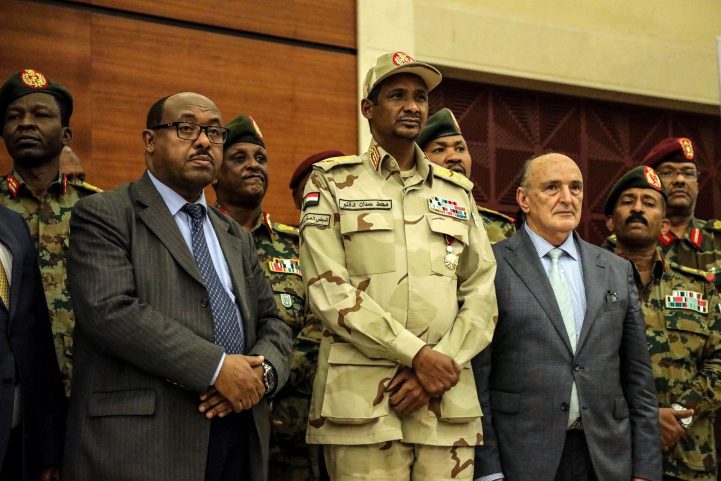 نائب رئيس المجلس العسكري السوداني محمد حمدان دقلو/ رويترز