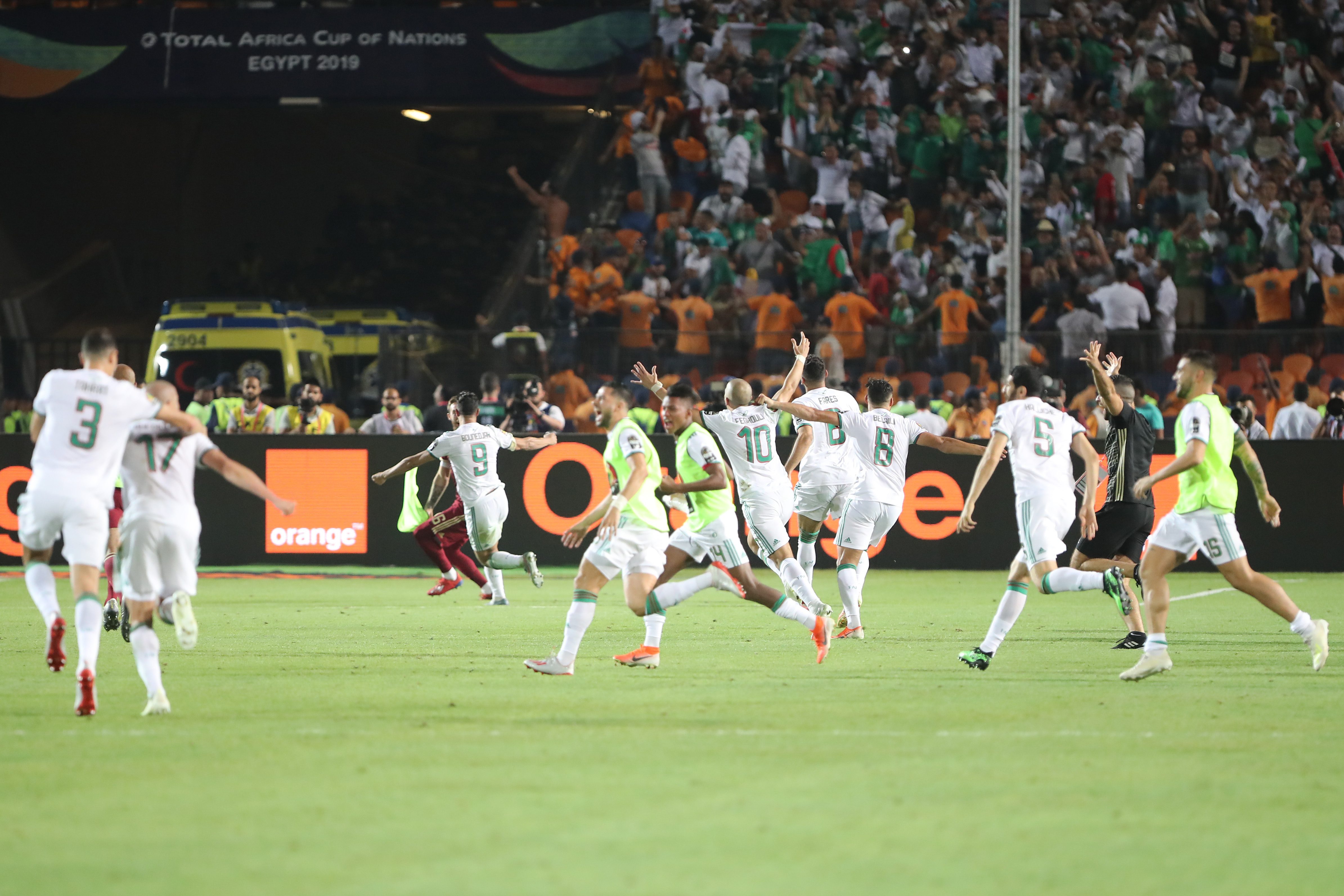 في مباراة الفرصة الواحدة.. الجزائر بطلاً لأمم إفريقيا للمرة الثانية في تاريخها بعد الفوز على السنغال