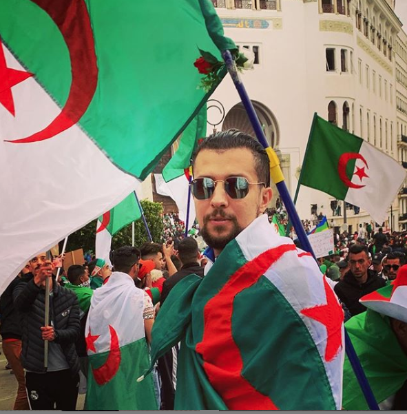 أغنية جزائرية فنان جزائري يوجه رسالةللمصريين