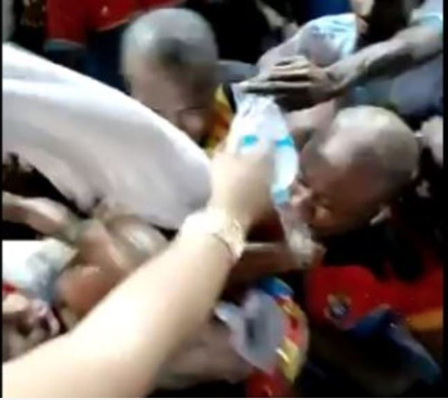 اعتداء على وزير الرياضة في الكونغو بسبب خروج منتخب بلاده من بطولة أمم أفريقيا