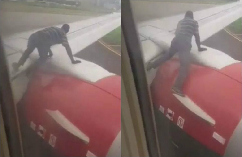 ظهر الركاب الخائفون وهم متلهفون على الفرار من الطائرة، وطلبوا من طاقم الطائرة فتح أبواب الخروج