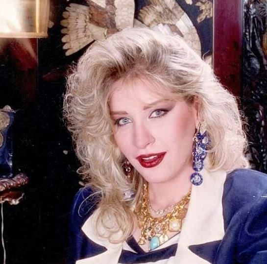 شيرين سيف النصر تروي كيف سرقت صديقتها مجوهرات بـ 5 ملايين جنيه