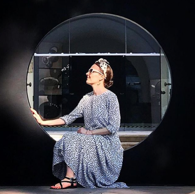 رخيص الثمن ولم تلبسه واحدة من المشاهير.. كيف أصبح فستان Zara المنقط موضة صيف 2019 بلا منازع؟