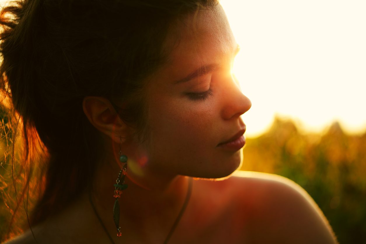 تفكرين في تان طبيعي لبشرتك؟ الزيتون هو الحل