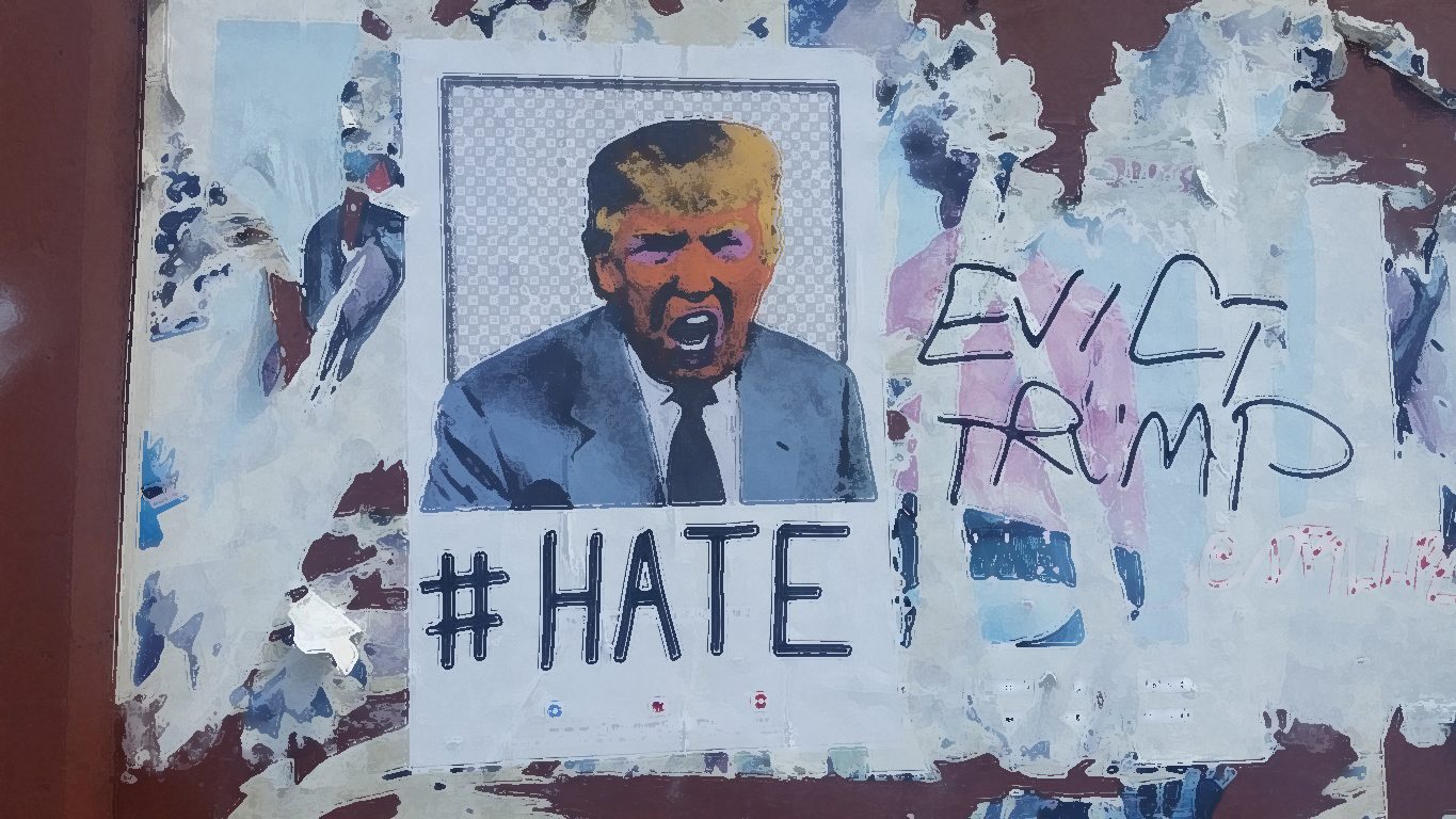 انقلب السحر على الساحر.. هجمات ترامب العنصرية تحفّز مسلمي أمريكا للمناصب الكبيرة