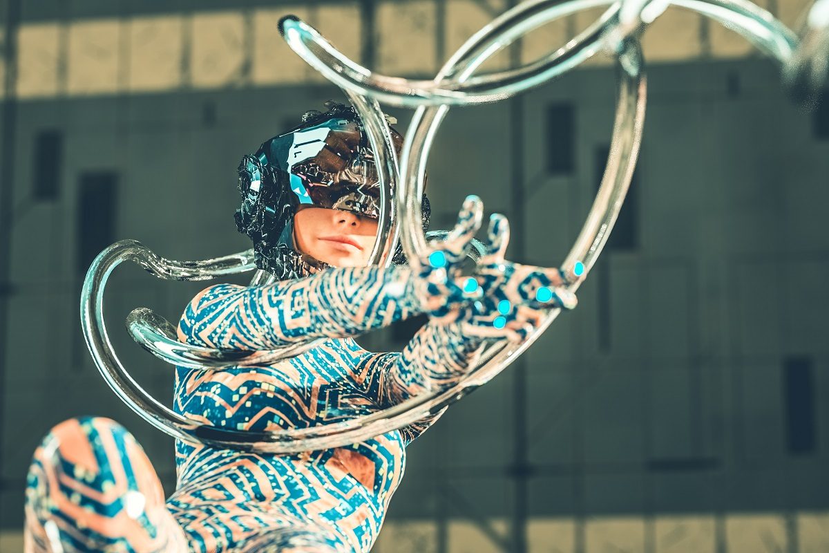 عالِم بريطاني يتنبأ بأن السايبورغ سيحكمون الأرض في غضون 80 عاماً