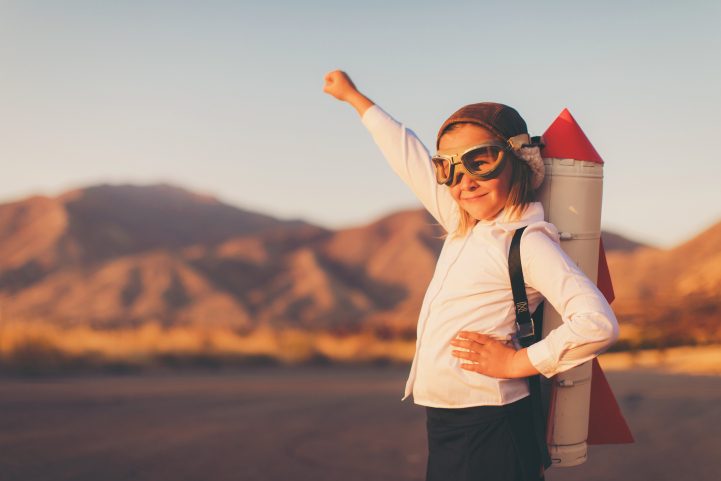 iStock\ يجب أن يستكشف الطفل محيطه ويتكيف مع التغييرات
