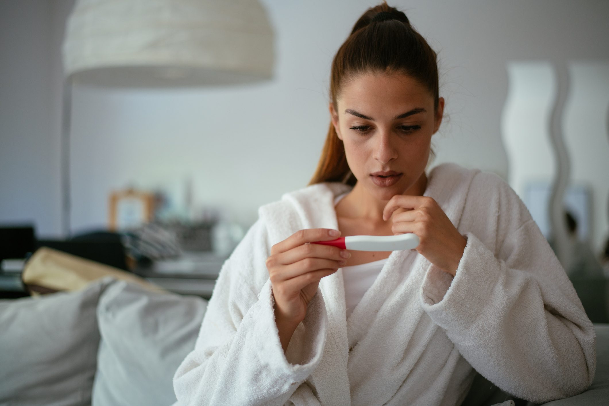 قد يَحرِم بعض النساء من الأمومة.. تعرَّف على «التوكوفوبيا»