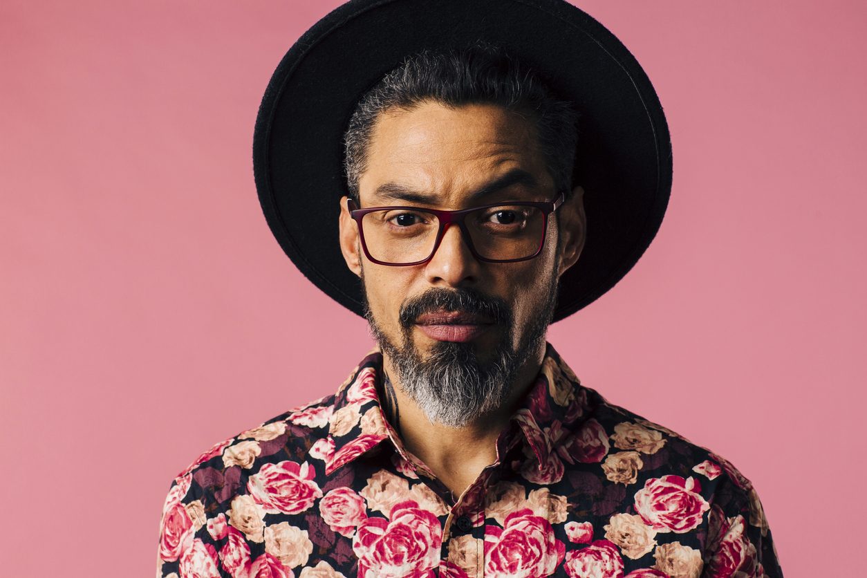 إذا تطلب الأمر أن تكون نرجسياً ومغروراُ فكُن!