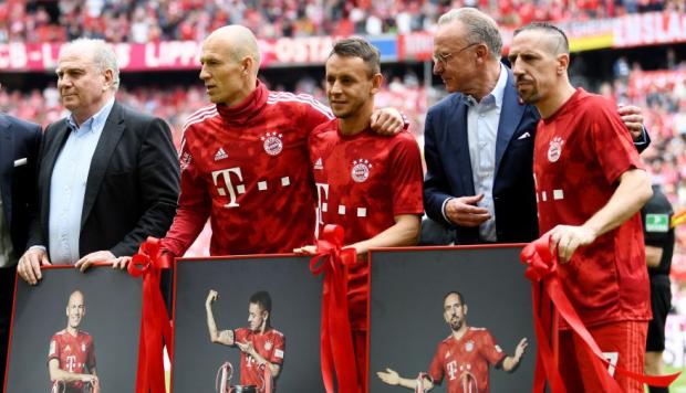 وعد الرئيس دَين عليه.. تاريخ ميركاتو بايرن ميونيخ يُنهي تشاؤم الجماهير