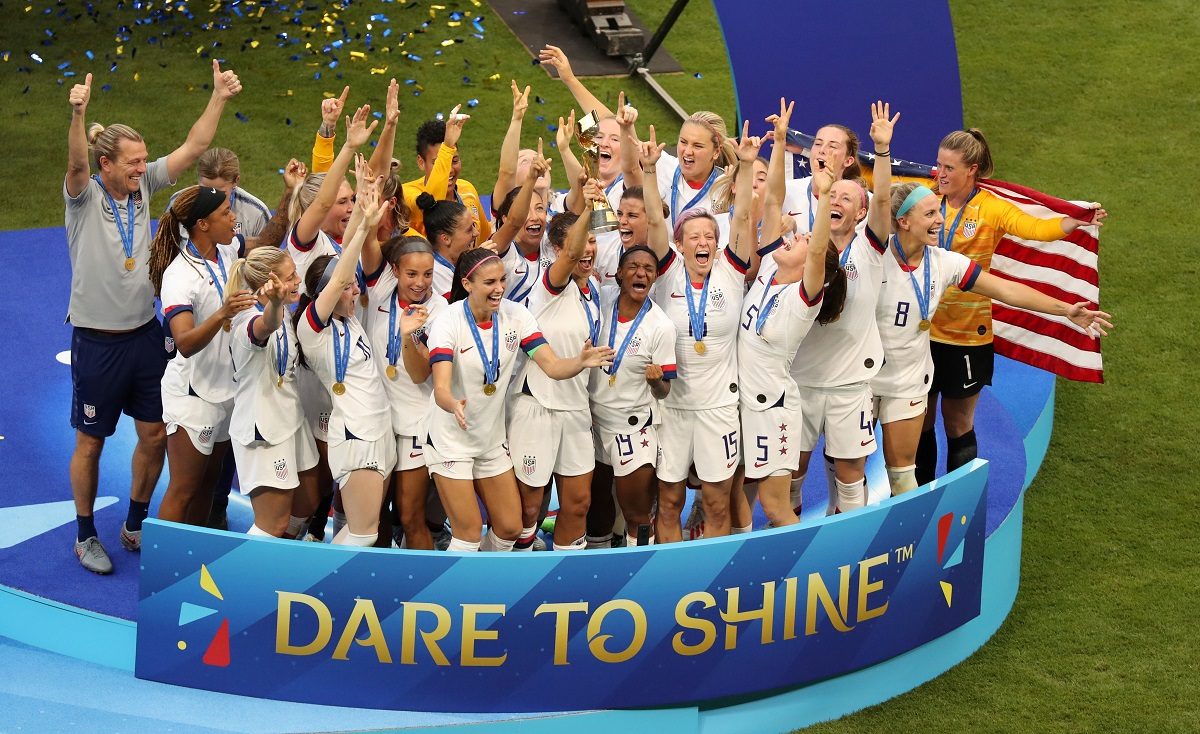 خسرن النهائي أمام أمريكا.. «نحس» رجال هولندا يحرم نساءها من تحقيق إنجاز تاريخي