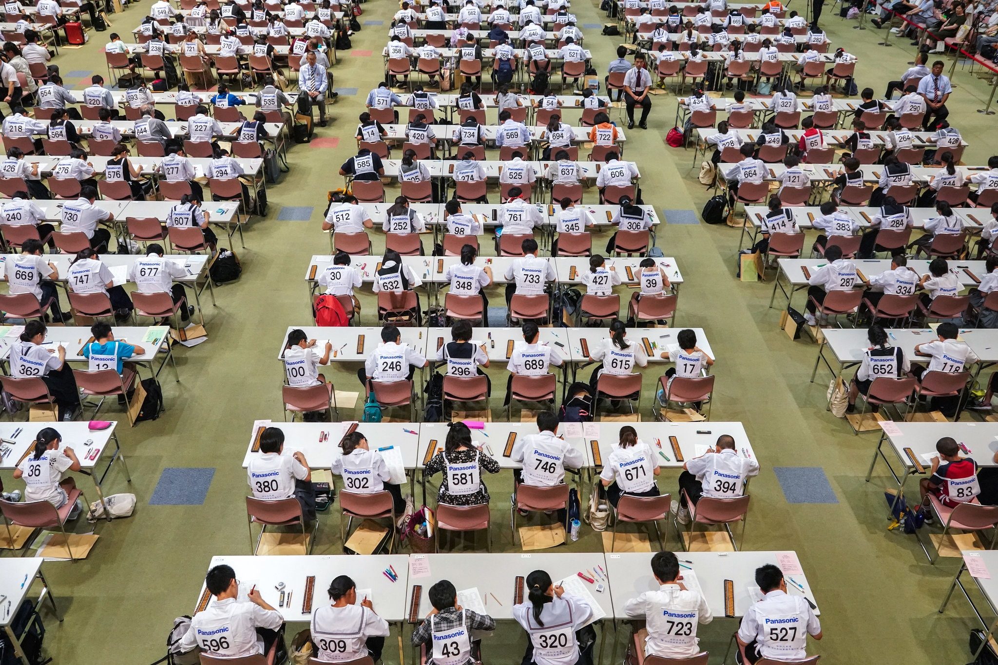 هل تستطيع حل معادلة ناتجها 8,186,699,633,530,061؟ عليك بالسوروبان الياباني