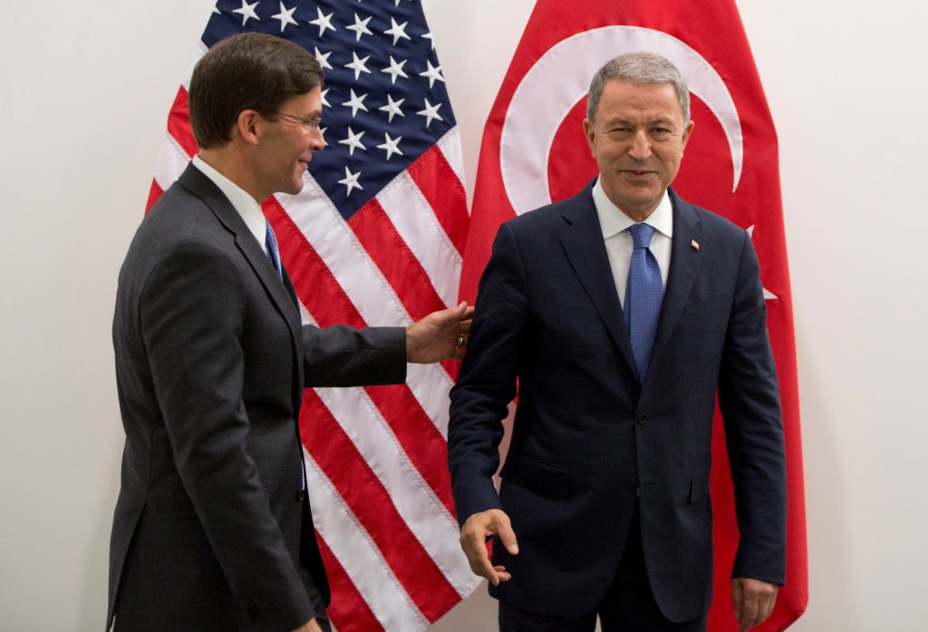 «أنقرة تفضل العمل مع واشنطن».. تركيا: أمريكا تقترب من وجهة نظرنا بشأن المنطقة الآمنة في سوريا