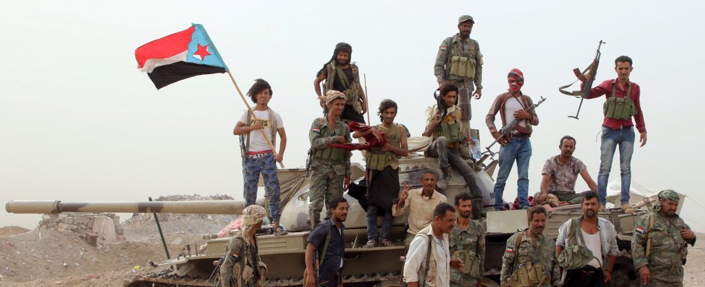 الأمم المتحدة تتابع التطورات على الأرض في عدن عن كثب.. وتدعو لوقف إطلاق النار