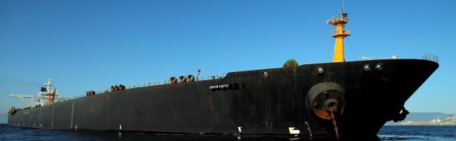 لعنة السفينة الإيرانية.. الناقلة تبحر وتطاردها تهديدات واشنطن فأين ستستقر في النهاية؟