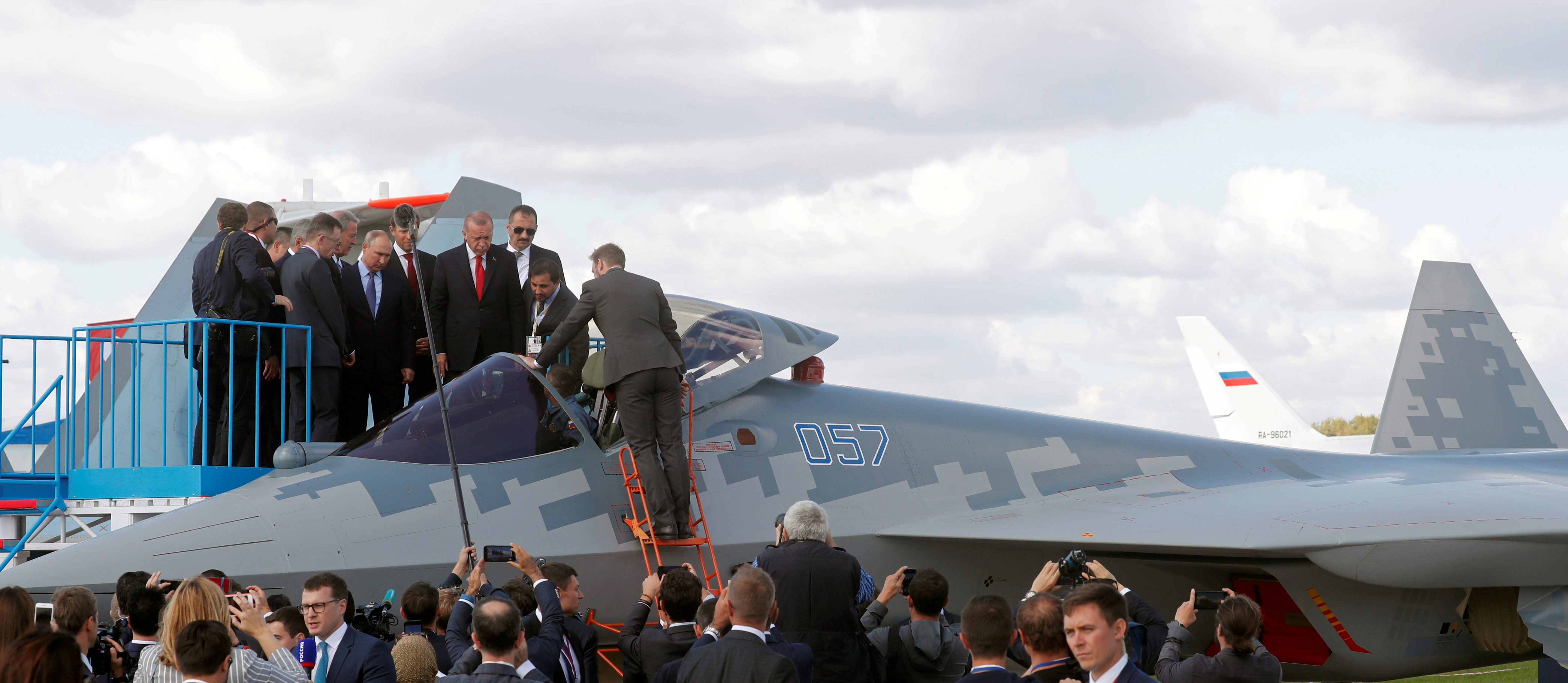 صدمة السوخوي.. لماذا يقدم بوتين درة التاج الروسي لأردوغان على طبق من ذهب؟