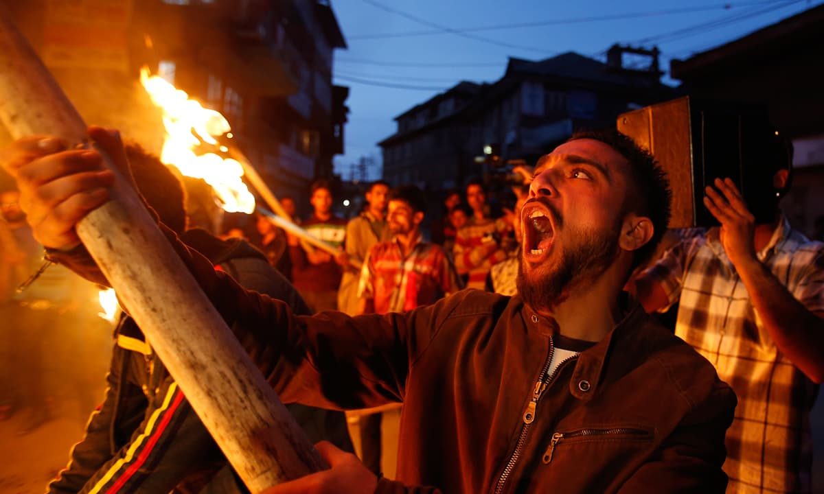 كشمير على شفا الانفجار.. إليك ما تحتاج إلى معرفته عن الإقليم المتنازع عليه