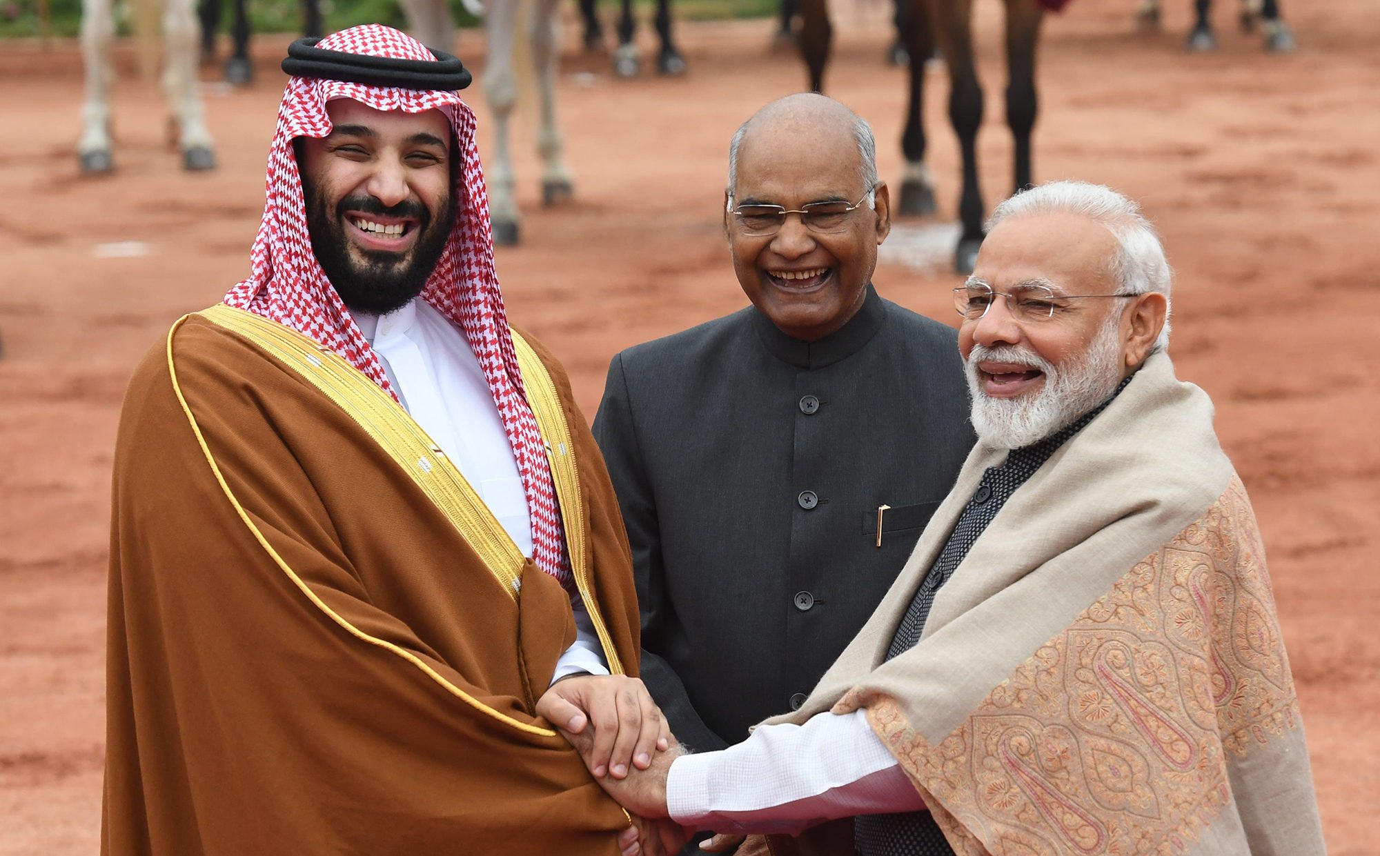 أفضل مكافأة للهند.. ما سر الصمت العربي والإسلامي على ما يحصل لكشمير؟