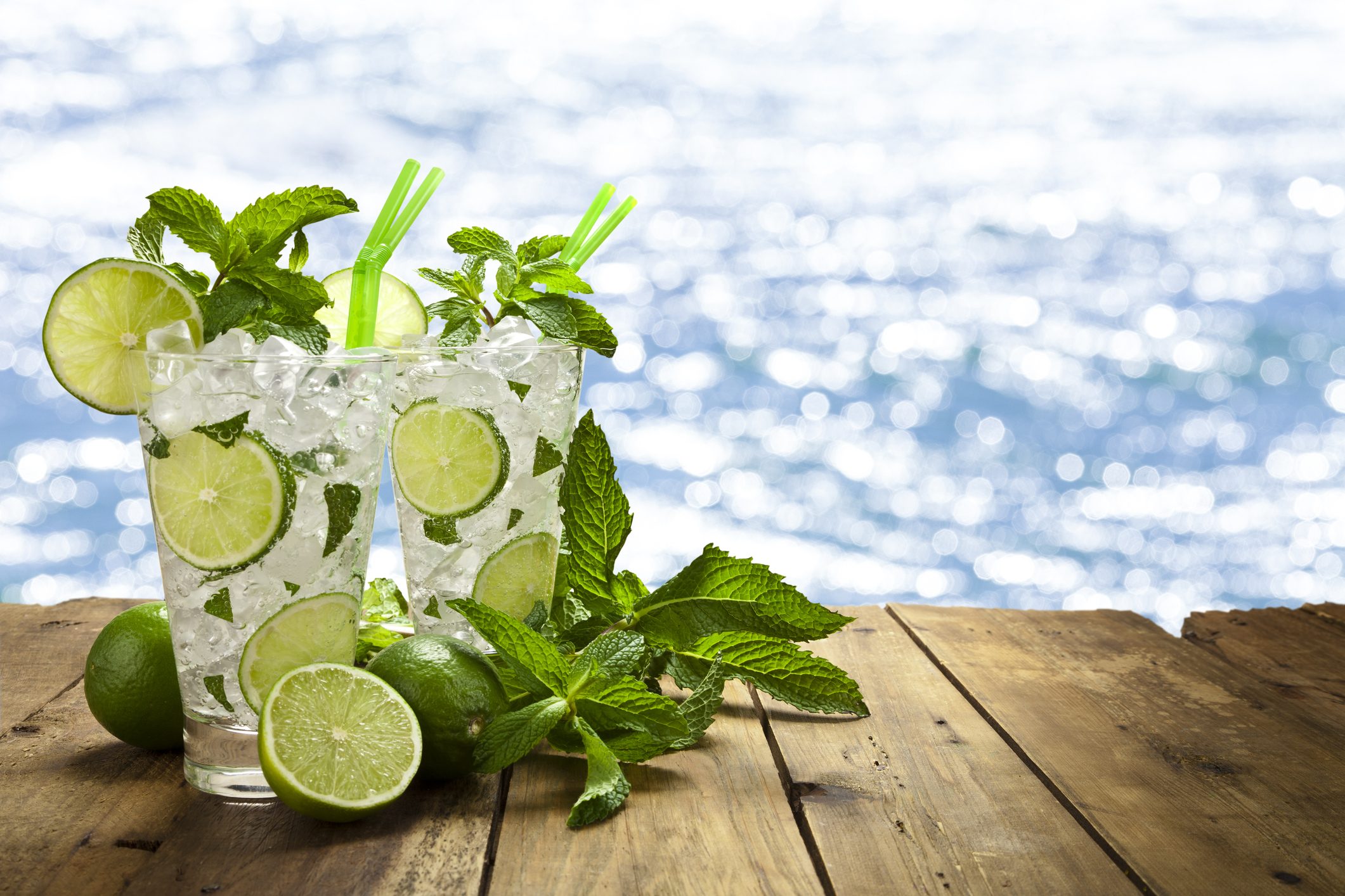 هل تساءلتَ من قبل لِمَ يمنح النعناع الفم الشعور بالبرودة؟ إليك الإجابة العلمية