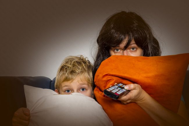 حضريهم نفسياً.. 15 فيلم رعب لن تخيف الأطفال