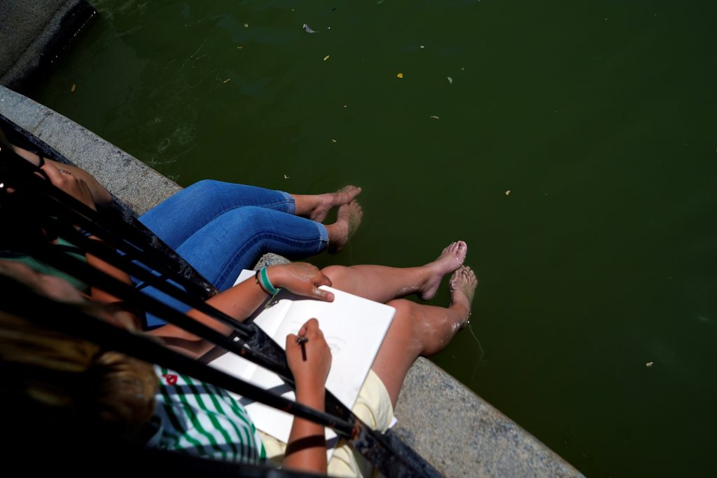 عبودية النساء اسكتلندا الاتجار بالبشر