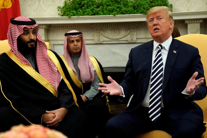 الرئيس الأمريكي وولي العهد السعودي/ رويترز
