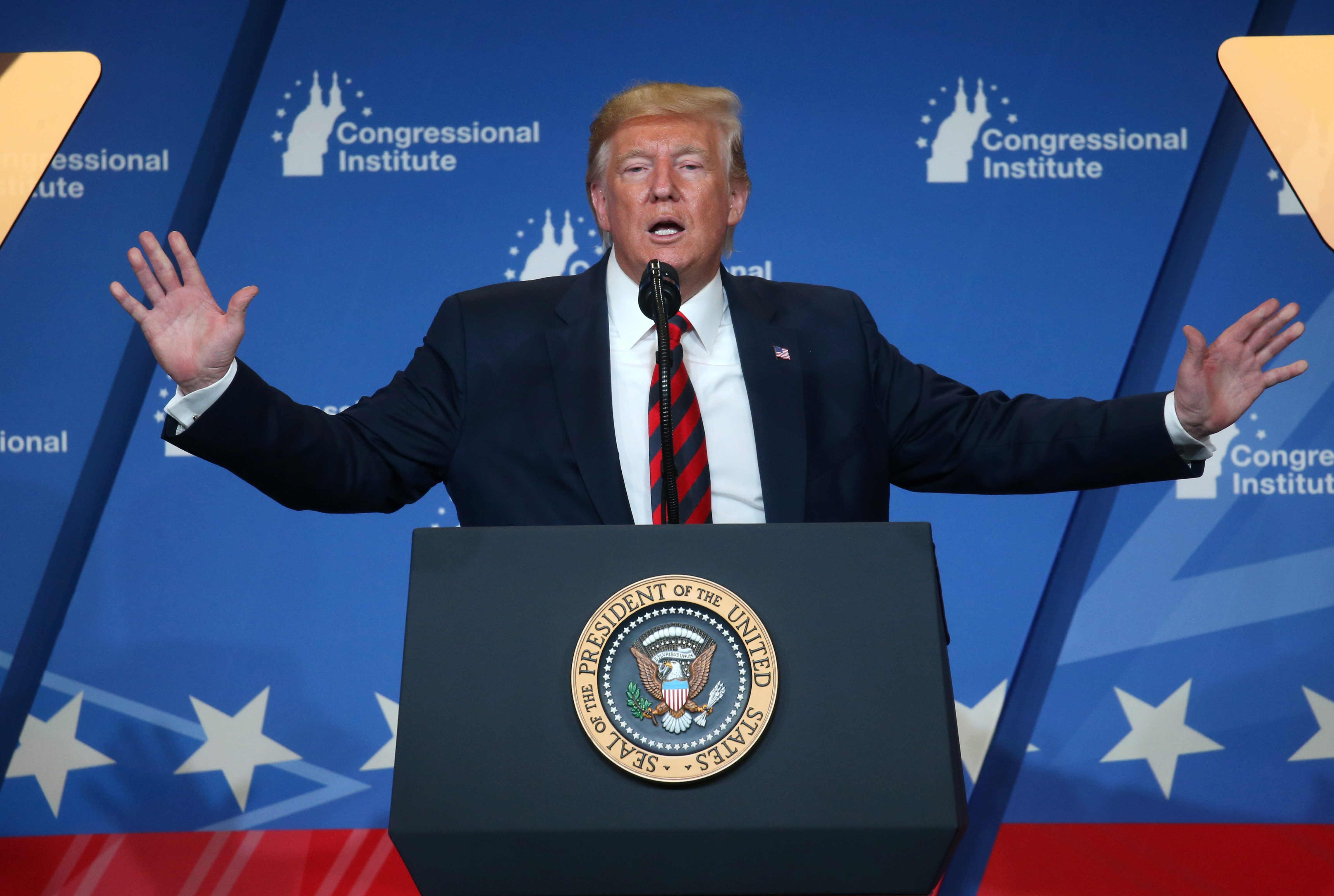 قريبة لترامب تكشف جانباً من حياته وتقول إن والدته مُهاجرة من أستراليا