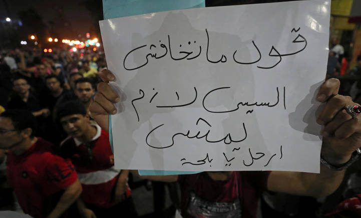 هيرست: الوضع الآن اختلف، ويبدو أنَّ الثورة المضادة تفقد طاقتها ورغبتها في الاستمرار/ رويترز