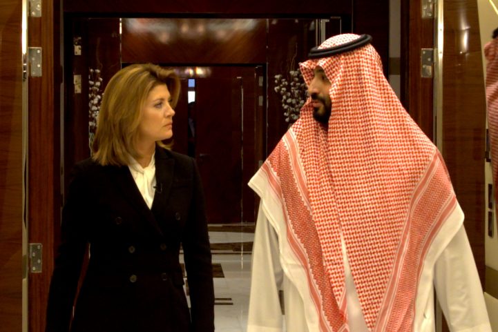 محمد بن سلمان قال إنه يفضل الحل السياسي في التعامل مع إيران/ رويترز