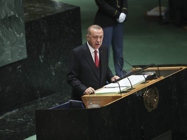 أردوغان يواجه وفدَيْ مصر والسعودية بحديثه عن قتل خاشقجي وموت مرسي