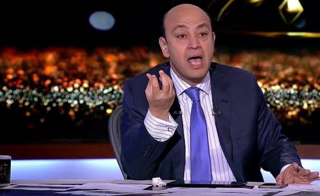 “من يُفهم العبد منطق الأحرار؟”.. هجوم واسع على عمرو أديب بسبب دعوته وائل الدحدوح إلى مغادرة غزة بعد استشهاد نجله