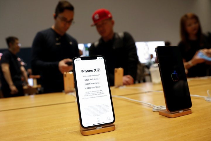 reuters/ iPhone Xs 