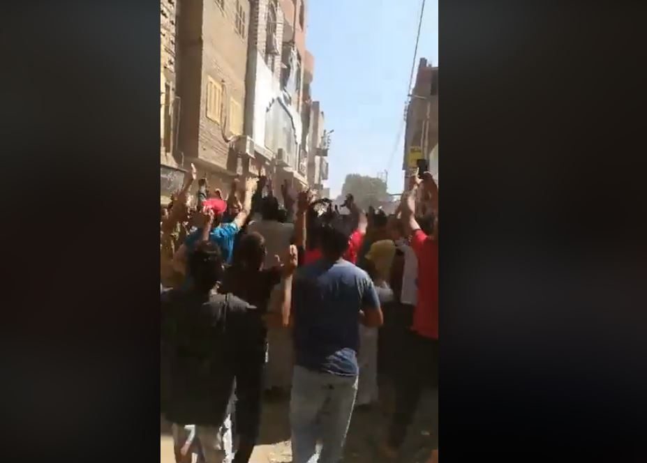 متظاهرون يبدأون بالاحتجاج ضد السيسي في