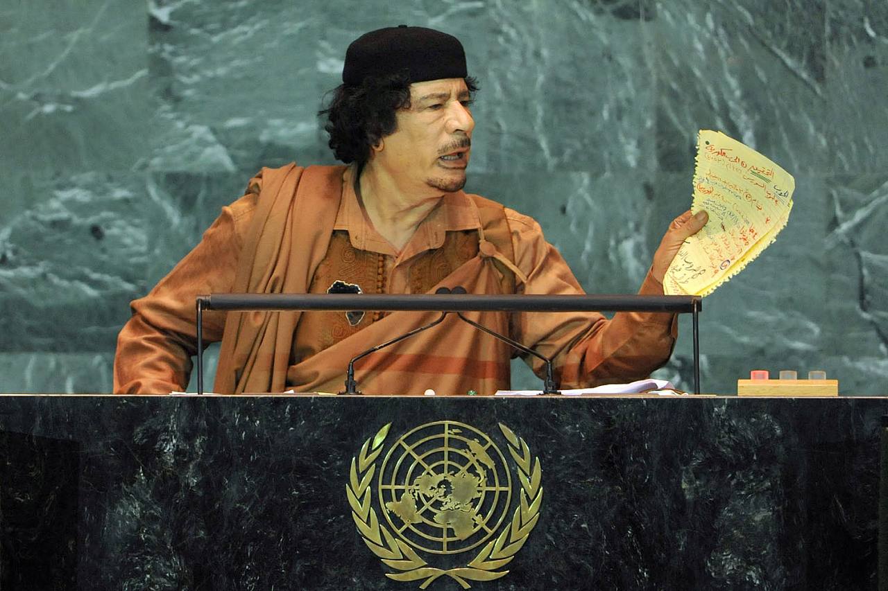 ساخرة للقذافي وترامب ومهينة لنجاد وبوش.. 6 مواقف تاريخية حدثت على منصة الأمم المتحدة