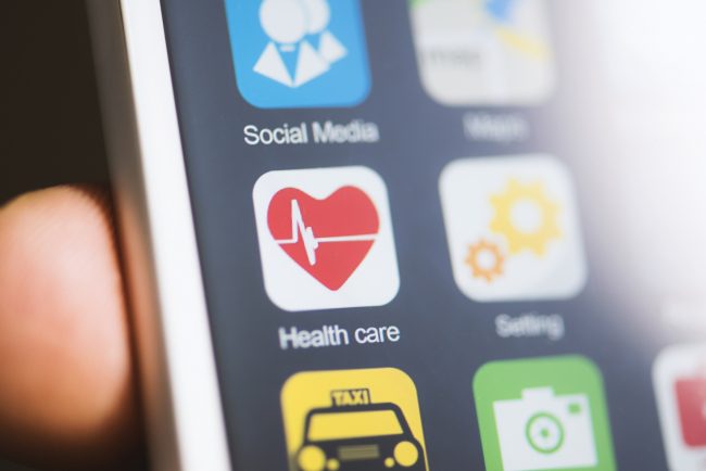 كل ما تحتاج معرفته عن تطبيق Health App الطبي وكيفية ضبط إعداداته