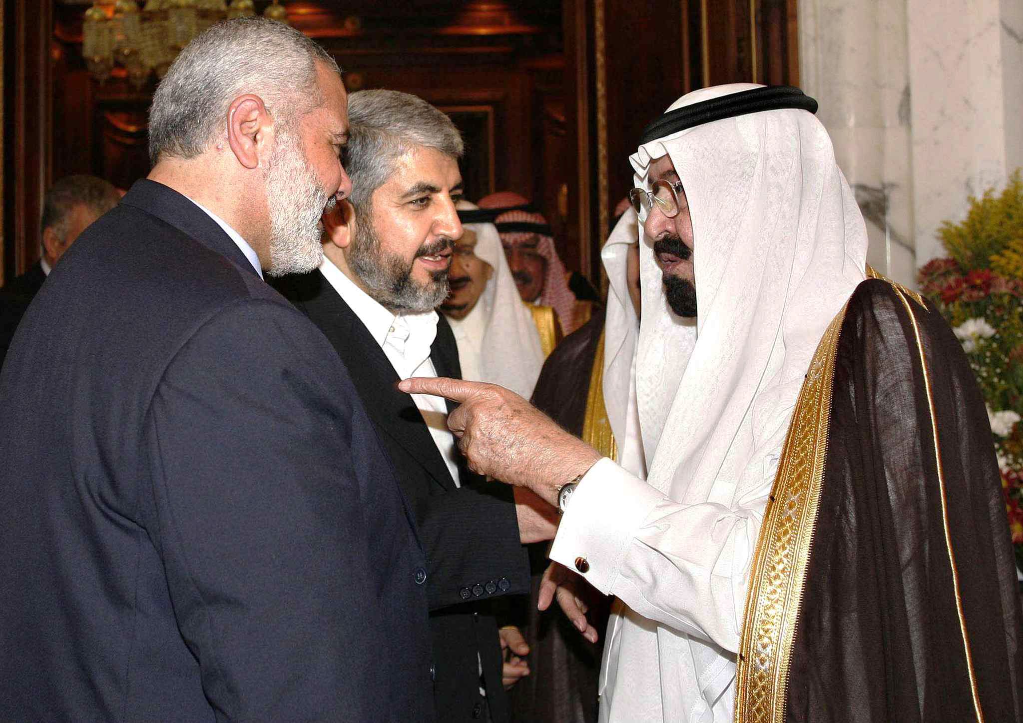 اعتقالات وتجفيف لمنابع الحركة المالية.. هل قُطعت «شعرة معاوية» بين «حماس» والسعودية؟