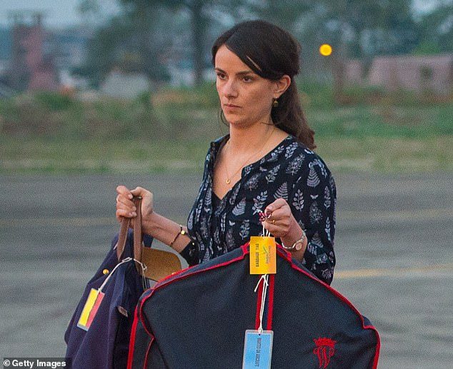 كيت ميدلتون تتخلى عن «مساعدتها المخلصة» بعد عودتها من شهر العسل.. وصديقتها: صُدمنا جميعاً، لقد أحبت وظيفتها وبذلت تضحيات كثيرة