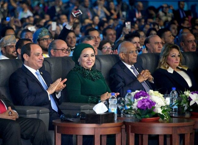 إعادة تسويق العائلة بعد عاصفة محمد علي.. ما لم يخبرك به أحد عن الظهور الأول لانتصار السيسي