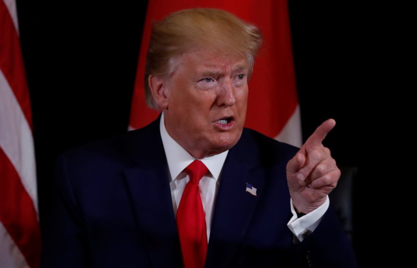 إدارة ترامب تخطط لجمع عينات حمض نووي من المهاجرين المحتجزين