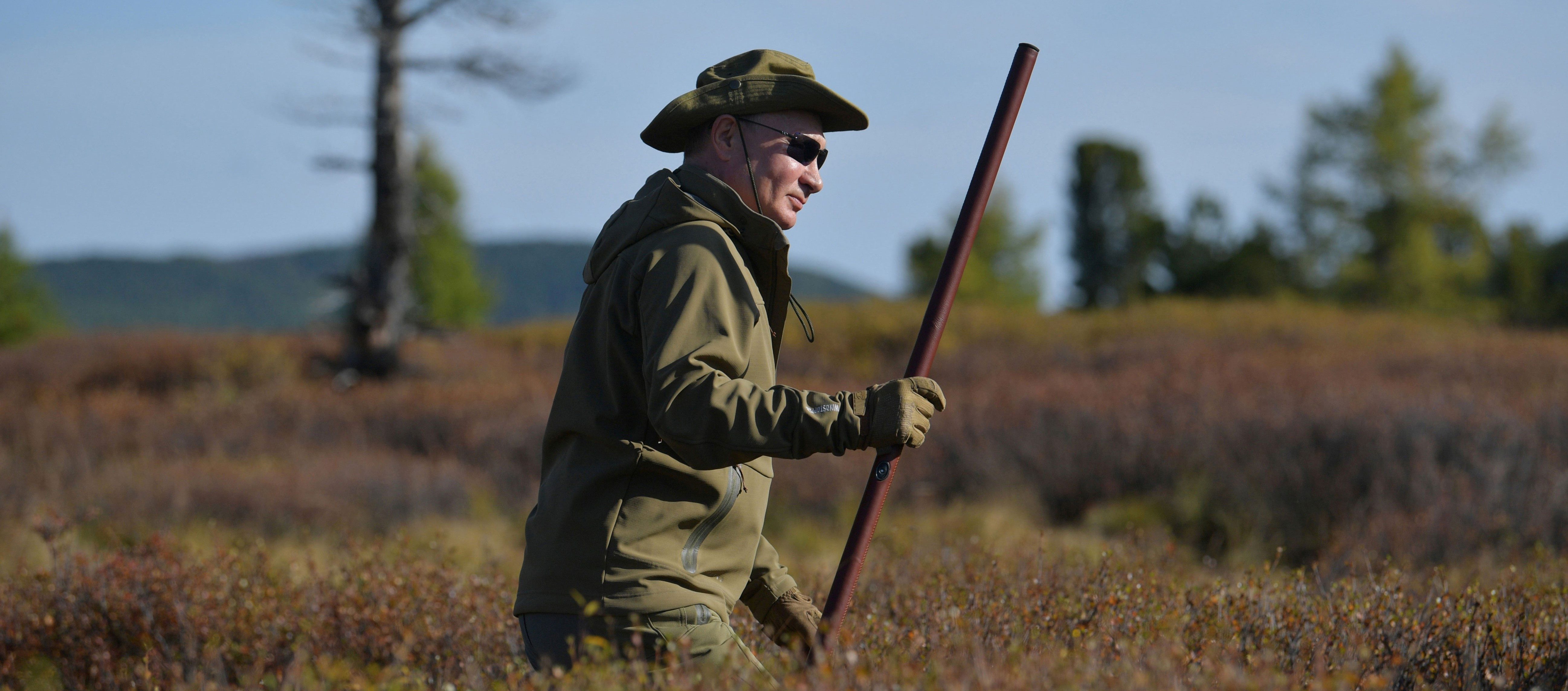 من ليبيا إلى سوريا وفنزويلا.. قصة المرتزقة الروس الذين يحاربون سراً لدعم بوتين
