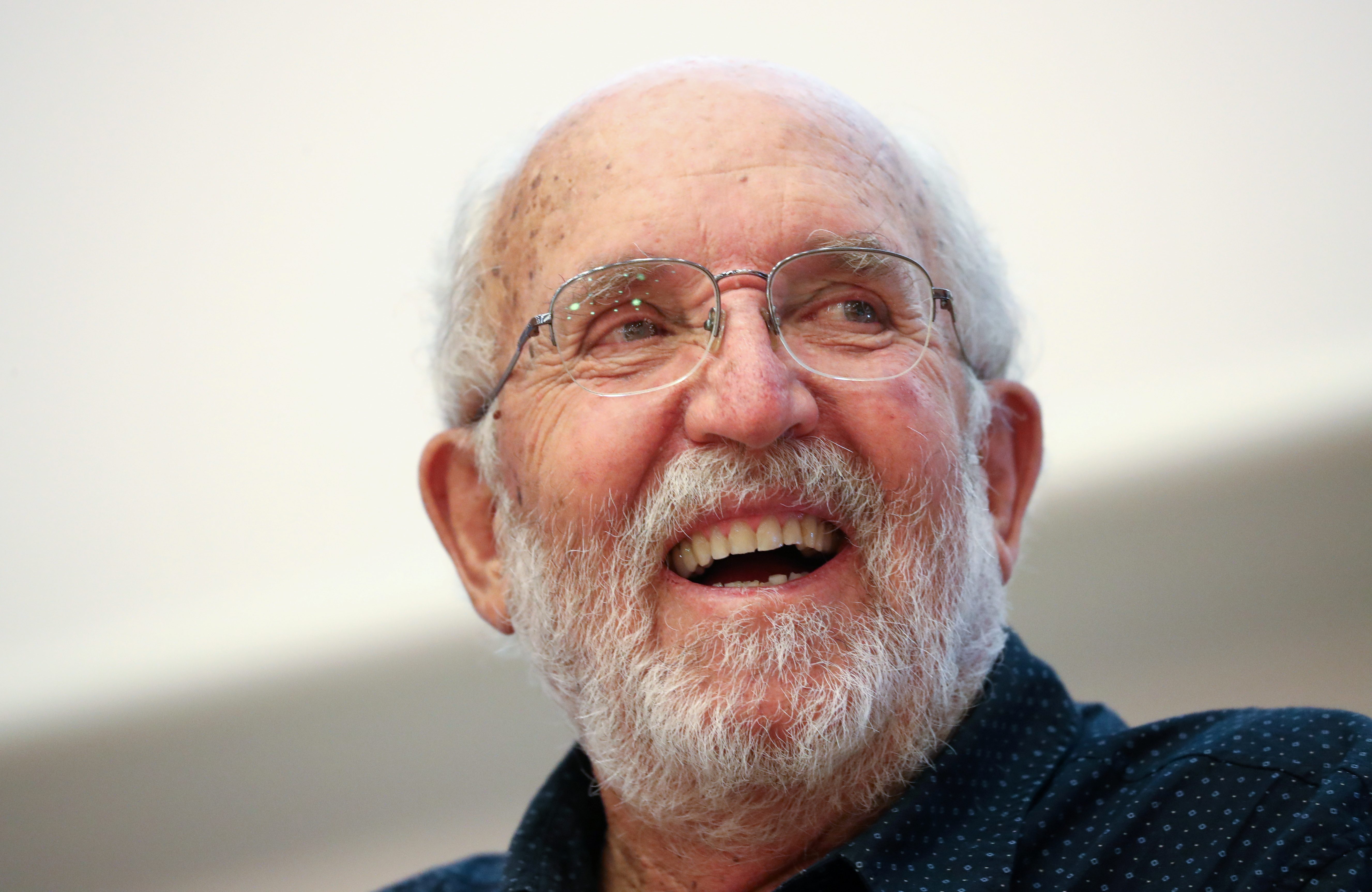 الحائز على جائزة نوبل في الفيزياء: خروج البشر للفضاء جنون كلي، وهذا لن يحصل