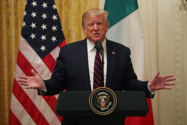 ترامب قال إن واشنطن دفعت مبالغ ضخمة للأكراد.. كم بالتحديد، وأين أُنفقت؟