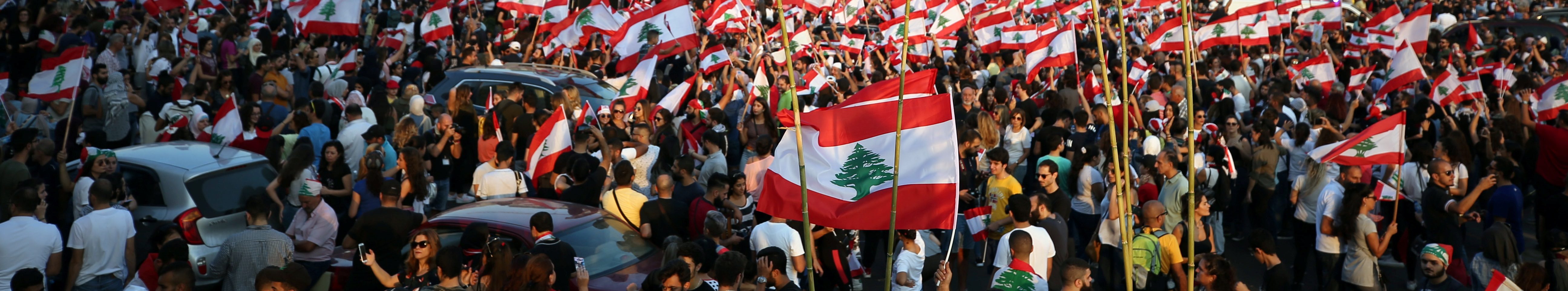 الحريري يعلن عن إقرار حزمة إصلاحات لتهدئة الغضب.. هل سيهدأ الشارع؟