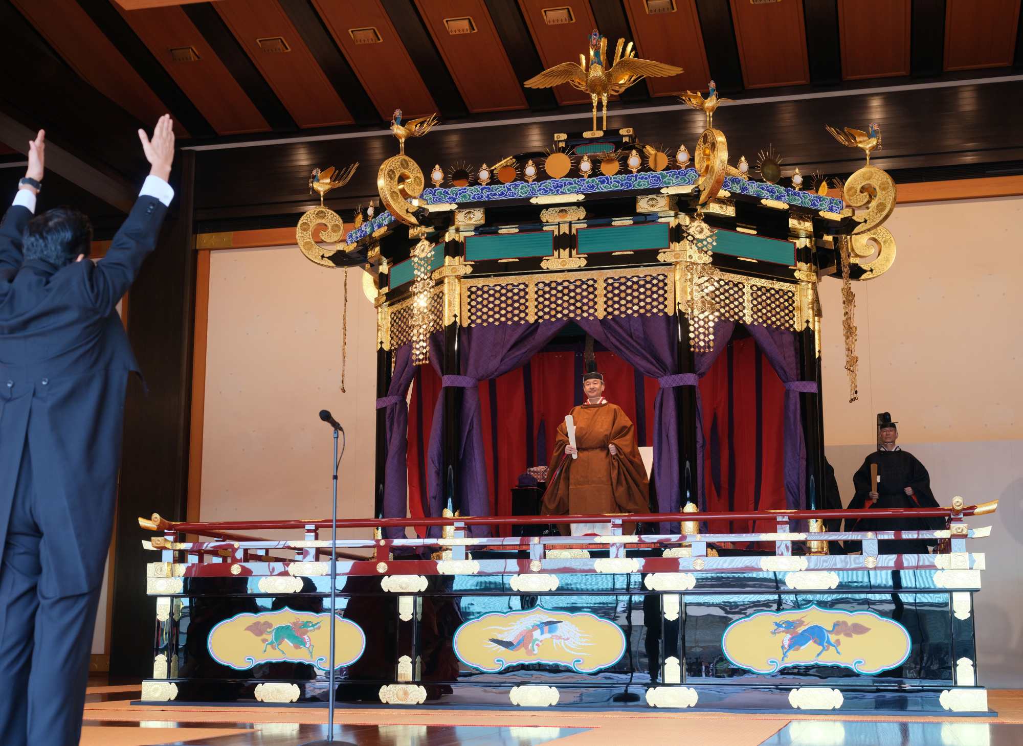 مراسم تتويج إمبراطور اليابان