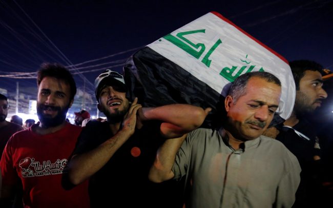 عشرات القتلى في احتجاجات العراق، ونصر الله يخشى من حرب أهلية بلبنان، وأول «كنيس يهودي سري» في الجزيرة العربية