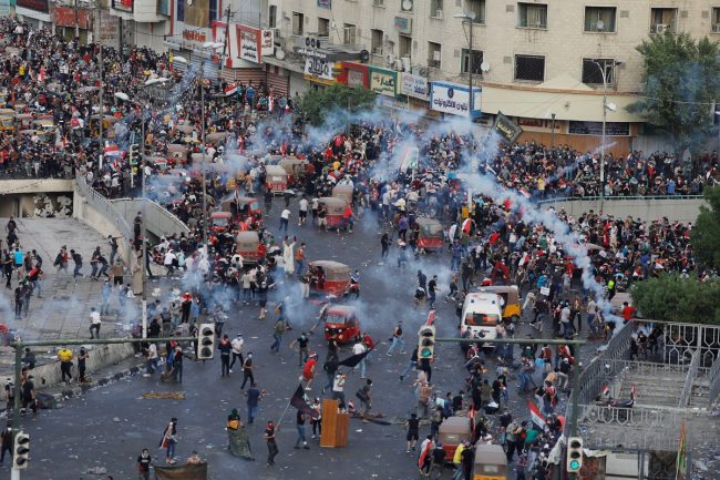 نقابة المعلمين العراقيين تعلن الإضراب العام، والاتحاد الأوروبي يوافق على تأجيل «بريكست»، واستقالة وزير التربية والتعليم الأردني