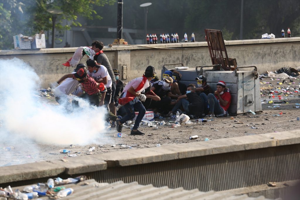 بدأت التصدعات تظهر في التحالفات السياسية الداعمة للحكومة الائتلافية الهشة مما يجعل زعامة عبدالمهدي غير مستقرة على نحو متزايد/رويترز